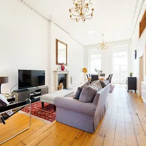 Apartment Elegant Period Clifton Balcony - Simplycheckin